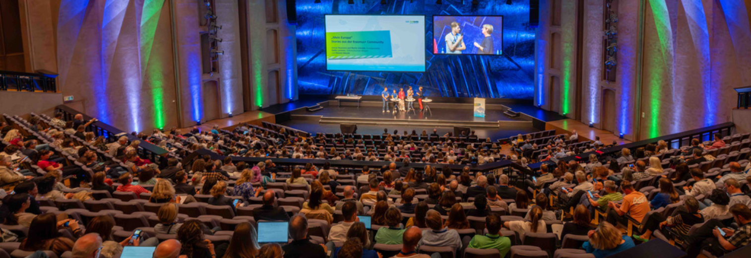 Blick auf die Bühne