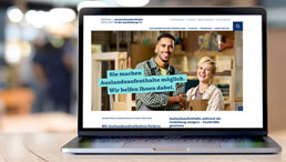 Laptop mit der Ansicht des neues Portals